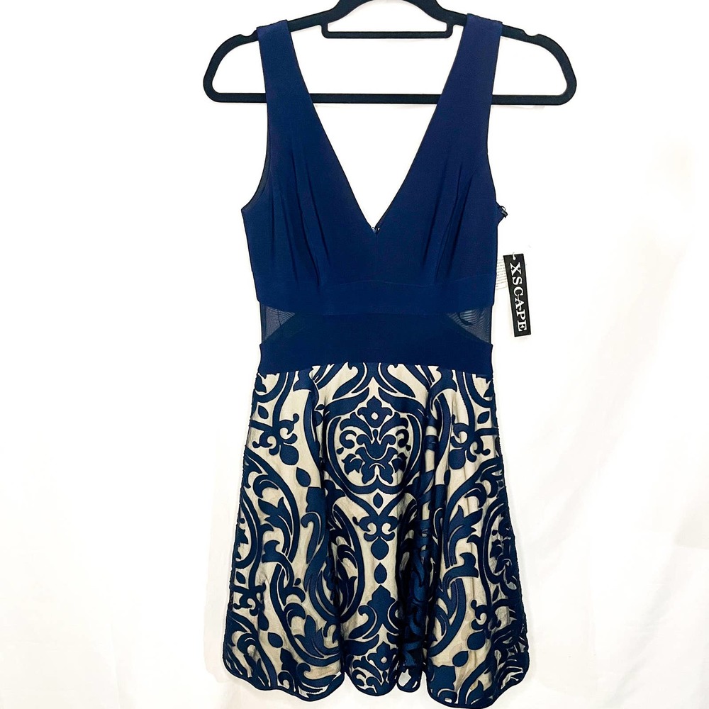 NWT Xscape Short Sleeveless Fit & Flare Illusion-detail dress, Navy, Sz 6 - Picture 2 of 10